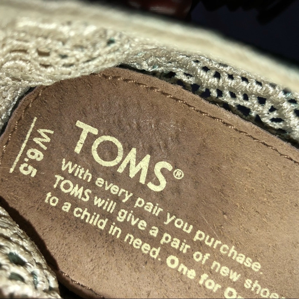Tie dye Toms Slip on Shoes size 6.5 Teal Color - Picture 5 of 6